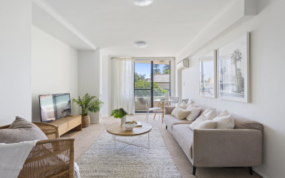 Aluminium Windows Cleaning Tips: How to Keep Windows Looking Brand New