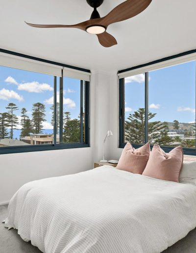 Aluminium sliding windows