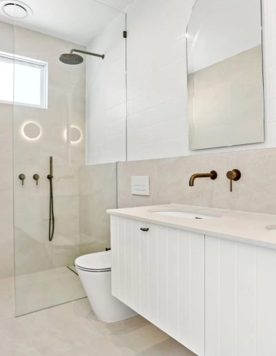 Aluminium awning windows