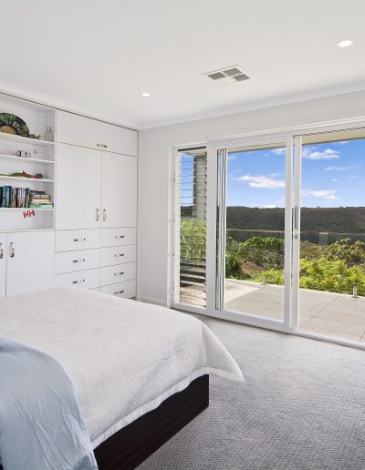 Aluminium awning windows