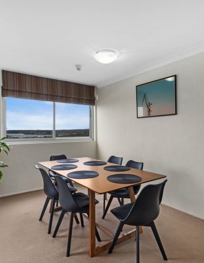 Aluminium sliding window