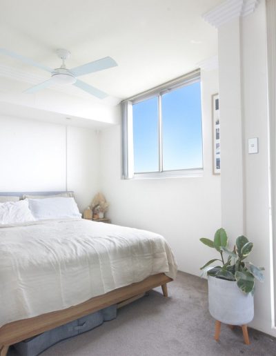 Aluminium sliding window