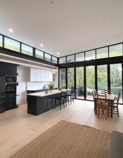 Sliding door, Fixed windows