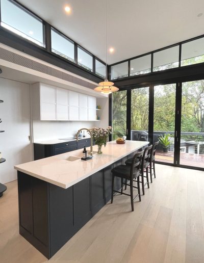 Sliding door, Fixed windows