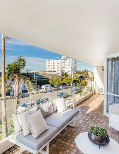 Aluminium sliding doors