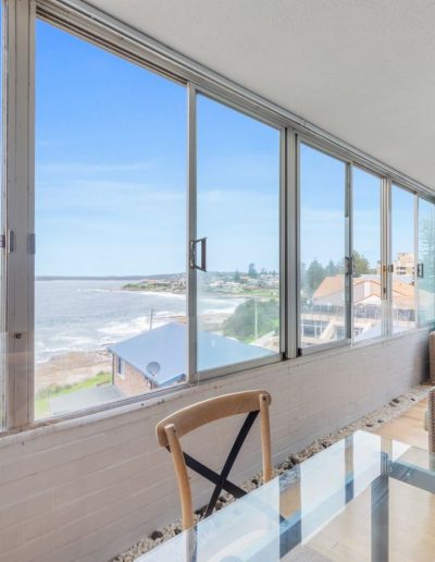 Aluminium sliding windows