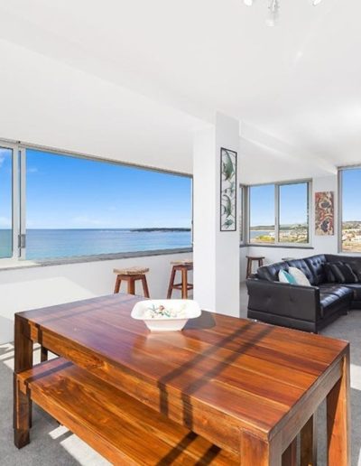 Aluminium sliding windows