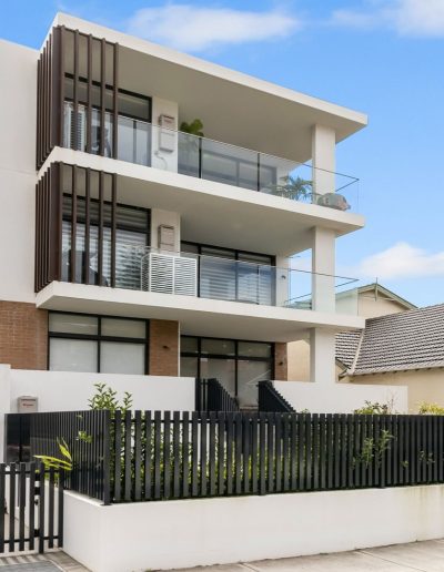 Aluminium windows and doors