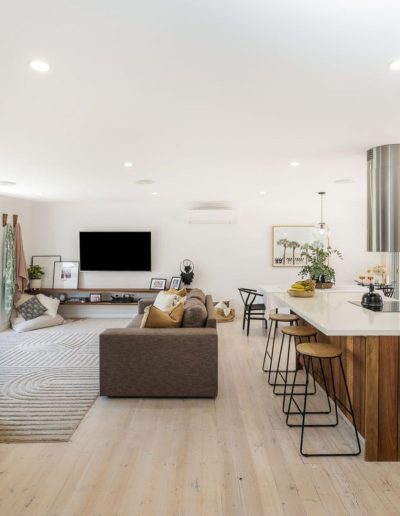 Aluminium windows and doors