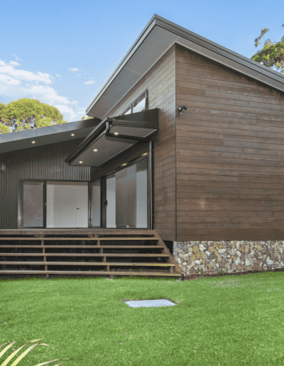 Aluminium sliding doors and fixed windows