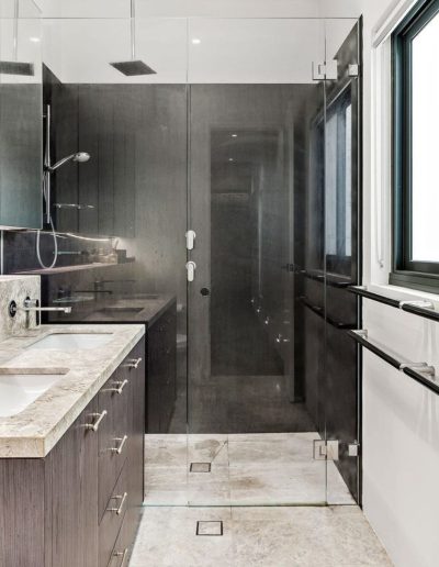 Aluminium sliding windows