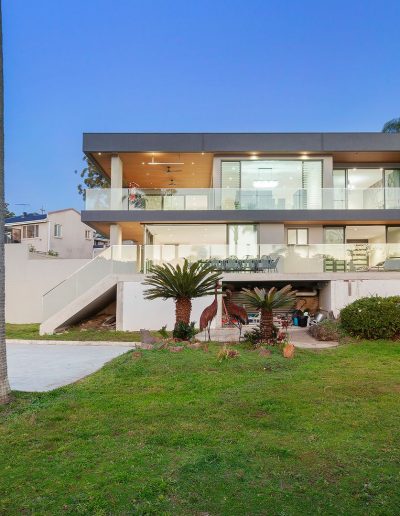 Aluminium windows and doors