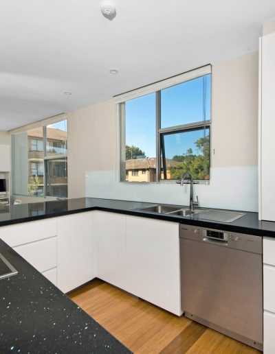 Aluminium sliding windows