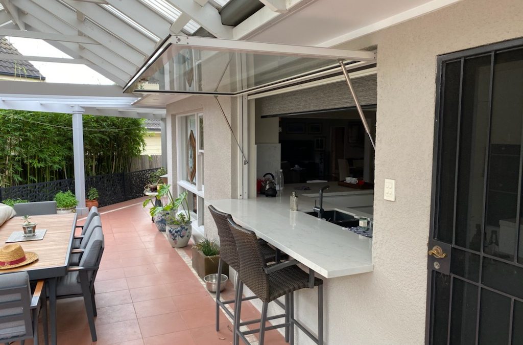 Are Servery Windows Suitable for Commercial Spaces Like Cafes and Restaurants?