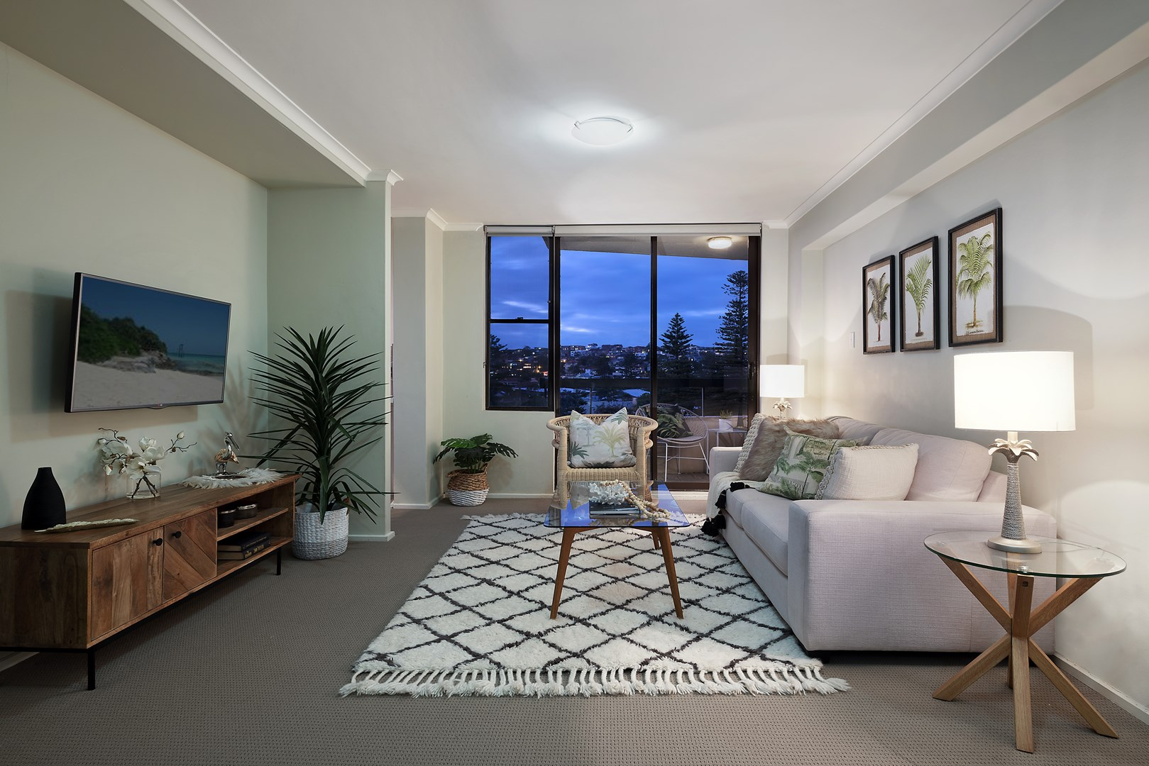 aluminium double hung windows